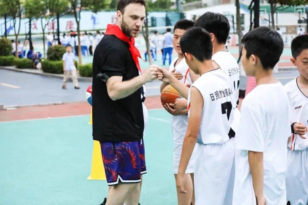 关于评价篮球训练的不足之处_2